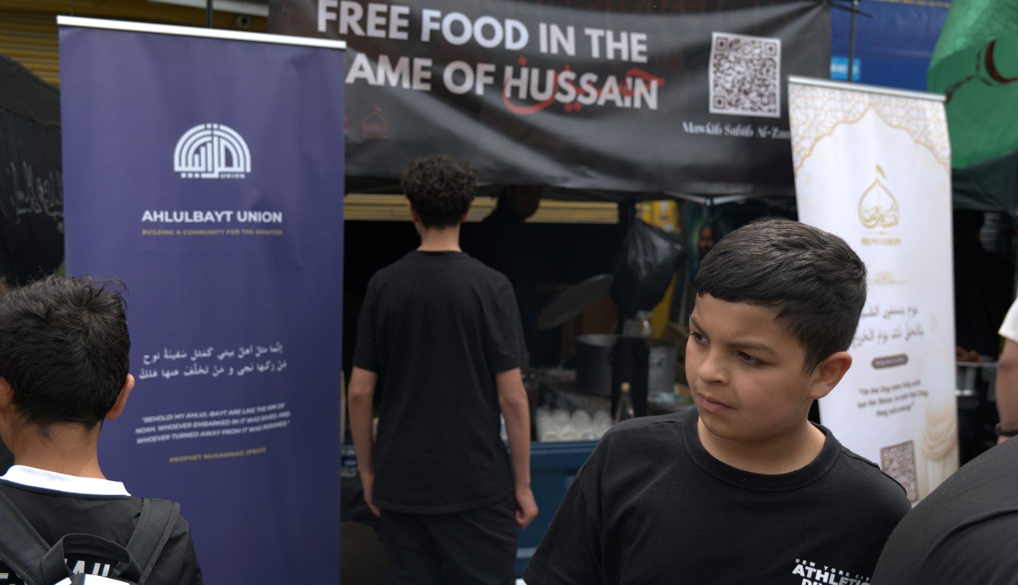 Mawkib Sahib al-Zaman, serving Arbaeen pilgrims in London